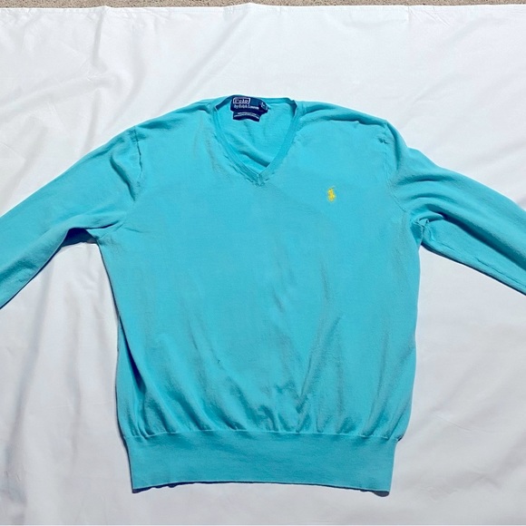 Polo by Ralph Lauren Woman’s size XL.  V-Neck lightweight sweater.  Gently Worn - Picture 2 of 14